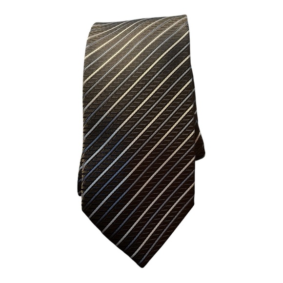 Elegant Black and blues Striped Men's Tie. 100% silk Luxury Tie - Picture 1 of 4